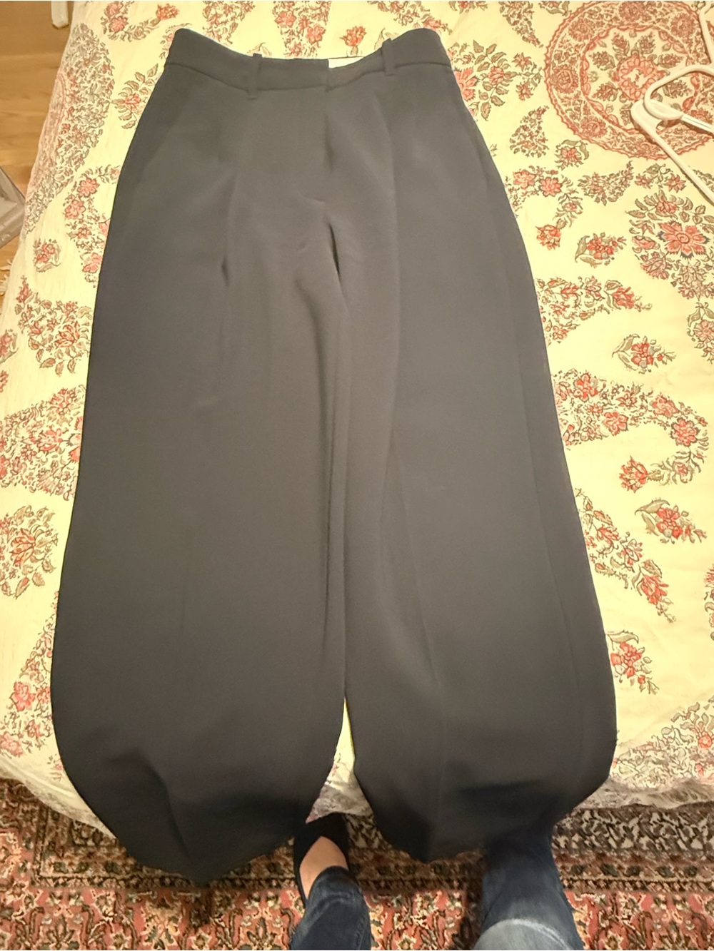 Aritzia Black Tailored Three Piece Suit - Picture 7 of 12